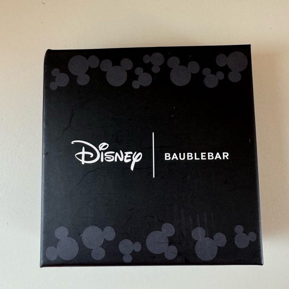 Disney Baubelbar Minnie Mouse Angel Pierced Earrings - Picture 4 of 5